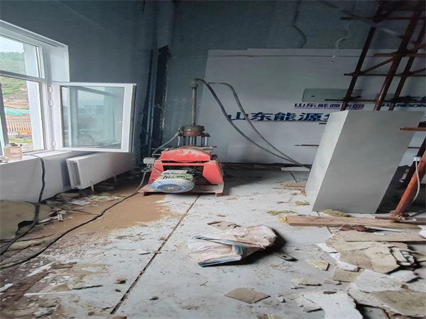 江油地基基础下沉墙体裂缝加固注浆顶升施工