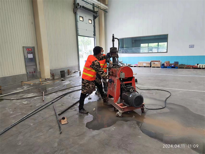 江油厂房地面下沉塌陷注浆加固施工